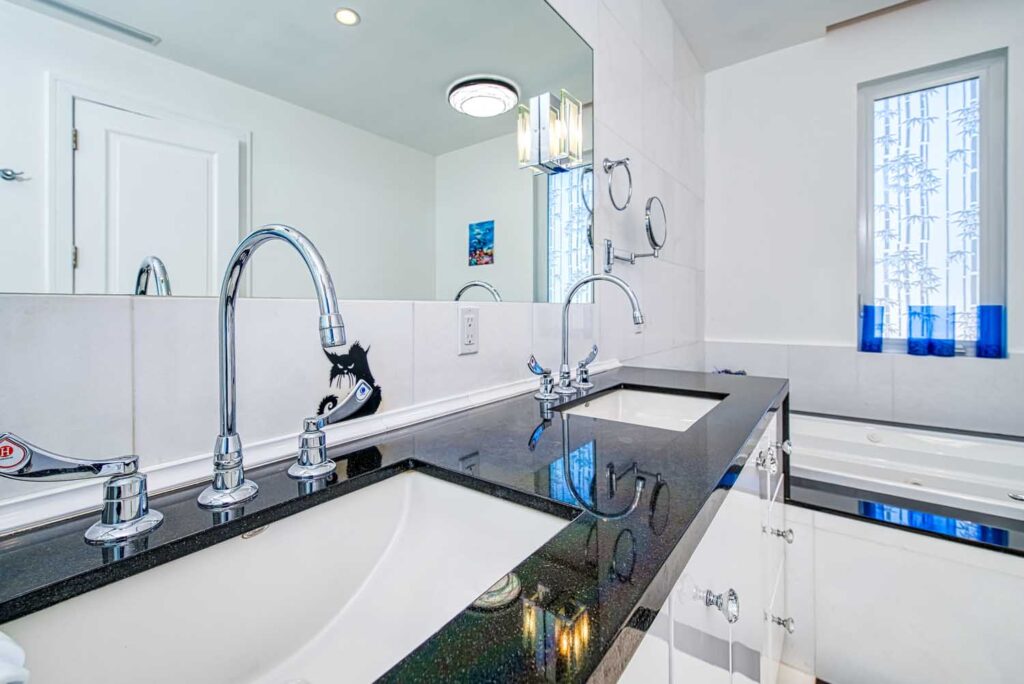 Airbnb Photographer in Hallandale Beach, Florida